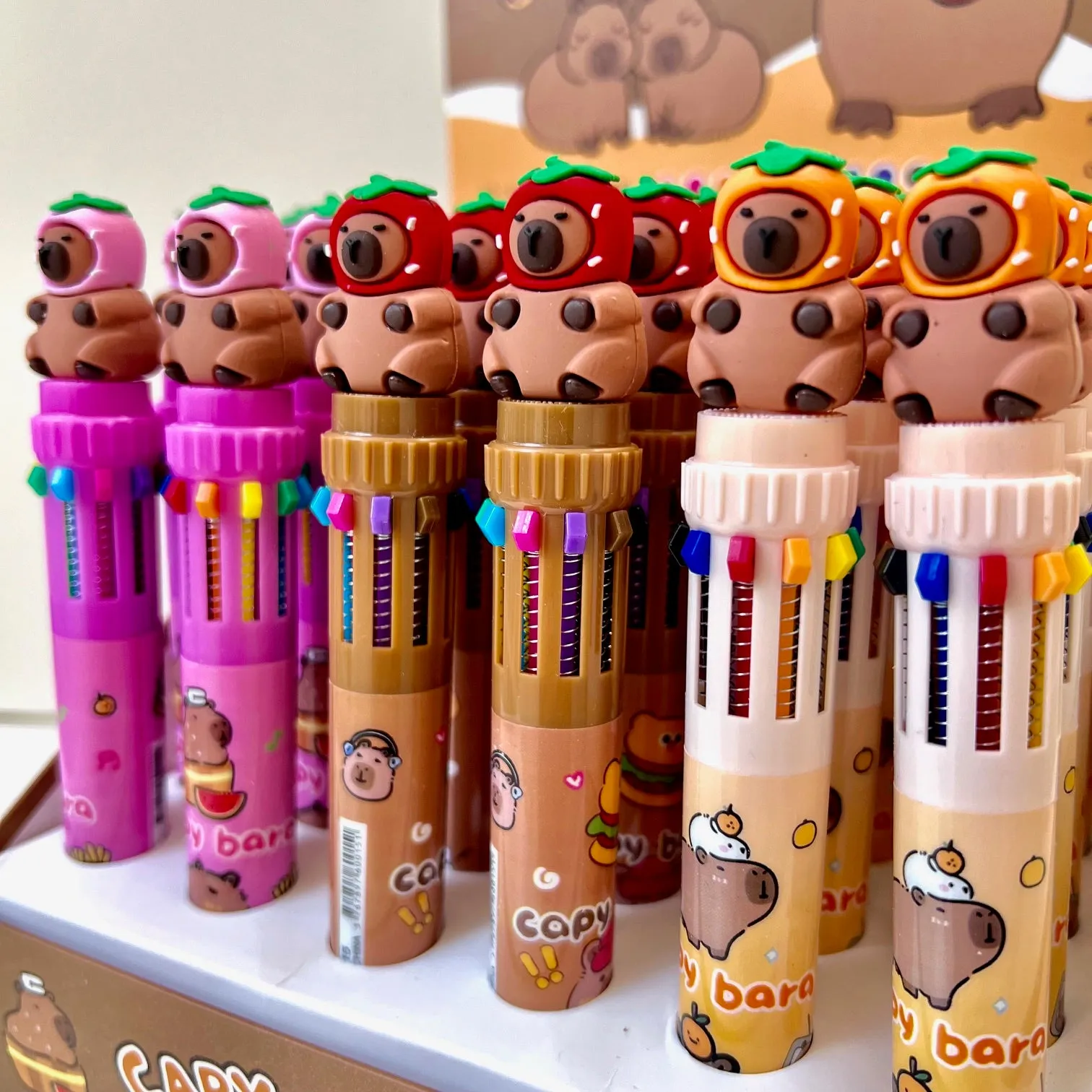 23017 CAPYBARA WITH HAT 10-COLOR RETRACTABLE BALL PEN-36