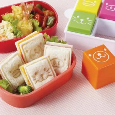 Animal Quad Bread Cutter & Stamp Set