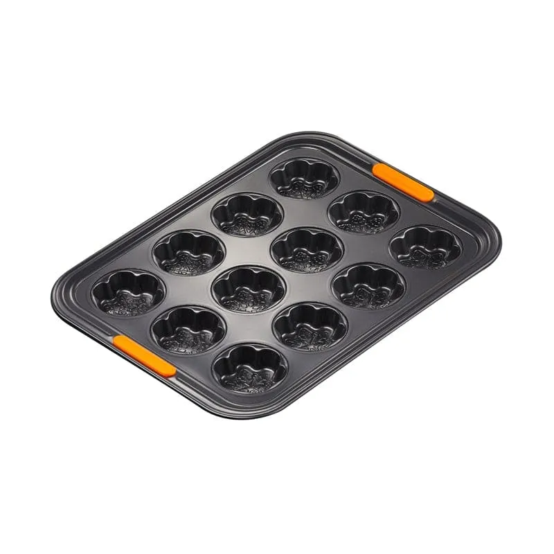 Le Creuset 12 Cup Snowflake Tray