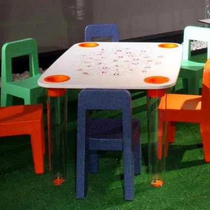 Magis Me Too Little Flare Table multicolour